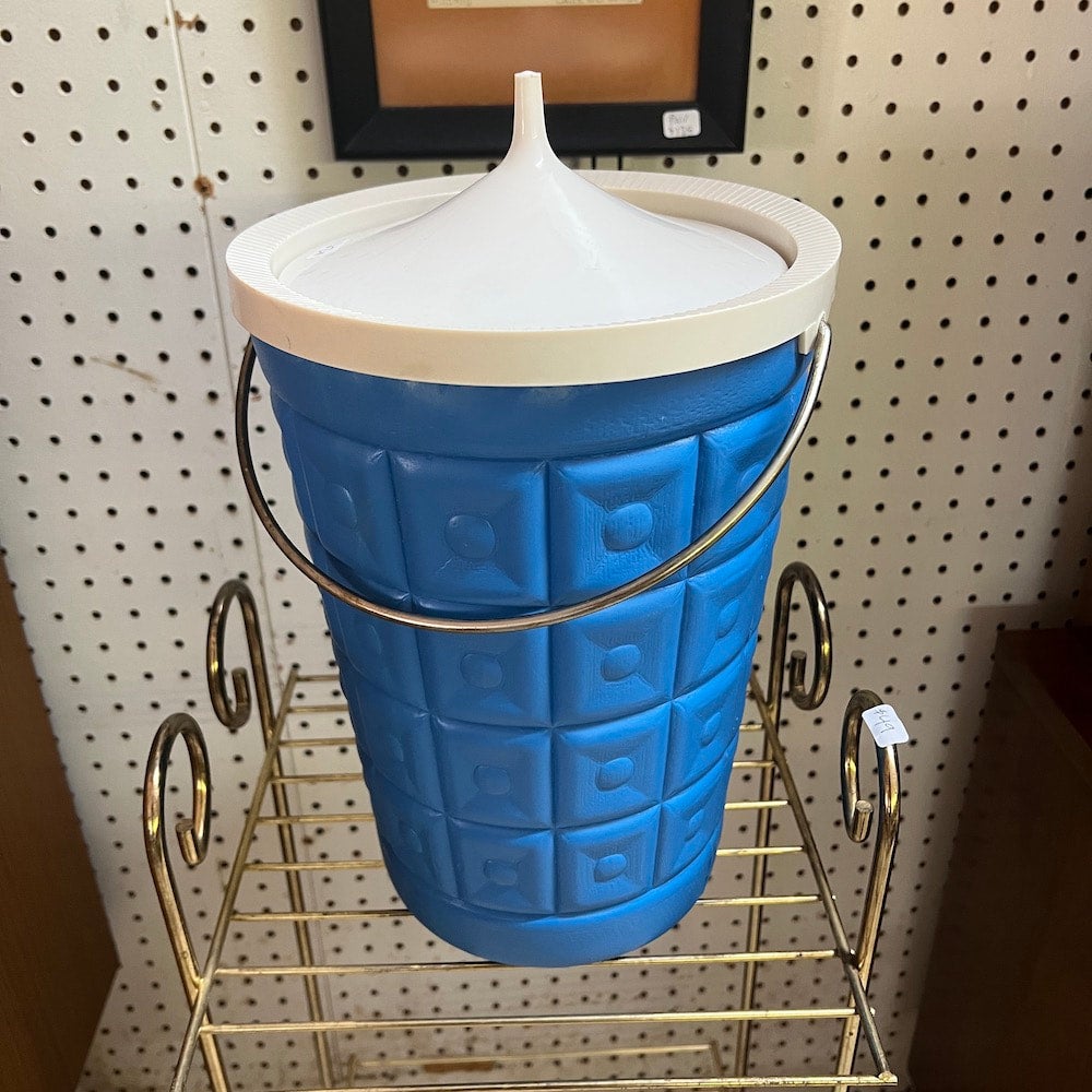 lustro-ware-ice-bucket-blue-circa61-modern